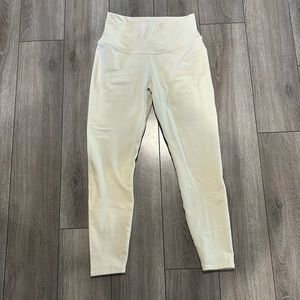 Alo 7/8’s airbrush legging MEDIUM